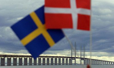 Swedish police to be posted to Denmark to try to stop gangs recruiting children