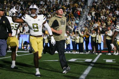 How much is Georgia Tech planning to pay its recent 5-star commit