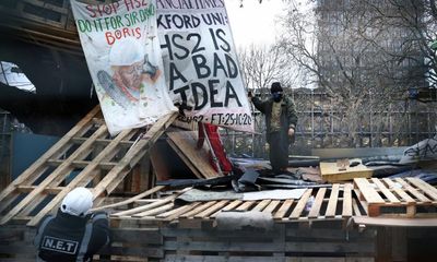 Climate activists in frame for £1m costs of protest bans run up by UK’s biggest law firm