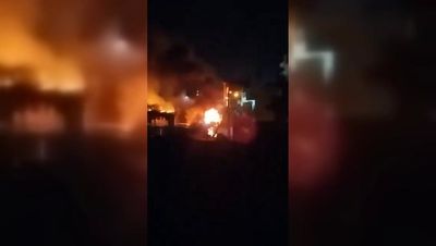 Israeli settlers torch entire village in Palestinian West Bank, killing one