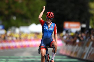 Cédrine Kerbaol powers to stage six win at Tour de France Femmes avec Zwift, the first ever French victory