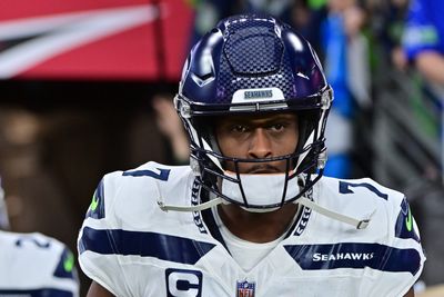 Geno Smith has reportedly approached the Seahawks for a new contract