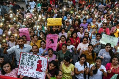 Indian Doctors Stage Nationwide Strike Over Colleague's Murder