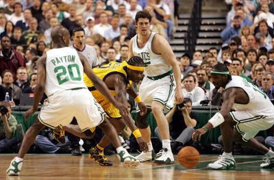 Which Boston Celtics alum is the NBA’s biggest career earner from Columbia, South Carolina?