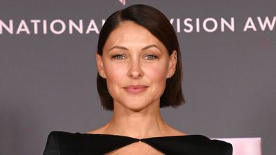 We’re captivated by Love Is Blind UK presenter Emma Willis’ beautiful embroidered top – it elevates her otherwise simple outfit instantly