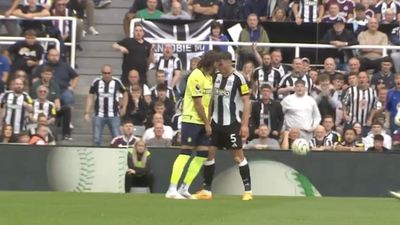 Newcastle's Fabian Schär Sent Off After Questionable Red Card, Fans Were Livid