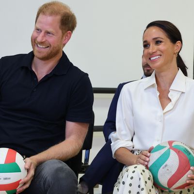 Prince Harry and Meghan Markle Meet Colombia’s Invictus Games Team During High-Profile Trip