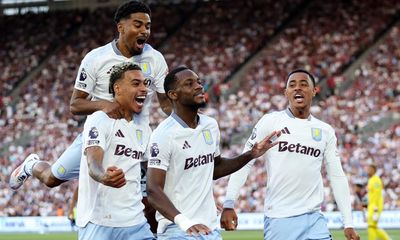 Jhon Durán comes off the bench to hit Aston Villa winner against West Ham