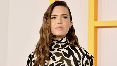 Mandy Moore's living room decor taps into this enduring trend – experts say it's a mood-booster