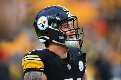 WATCH: Steelers LB Nick Herbig get early sack vs Bills