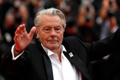 Alain Delon: President Macron leads tributes to ‘French monument’ who has died aged 88