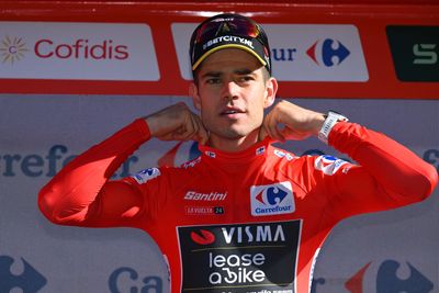 As it happened: Victory for Groves, red jersey for Van Aert in Vuelta a España stage 2 sprint