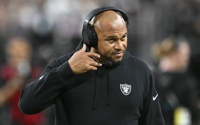 Antonio Pierce sounded so deflated talking about the Raiders’ uninspiring starting QB competition