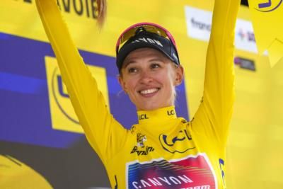 Kasia Niewiadoma Wins Women's Tour De France By Four Seconds