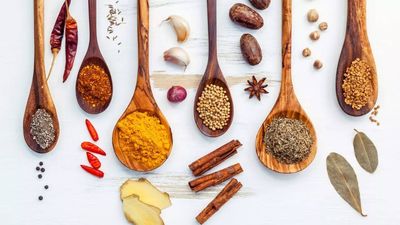 5 herbs and spices to boost liver health