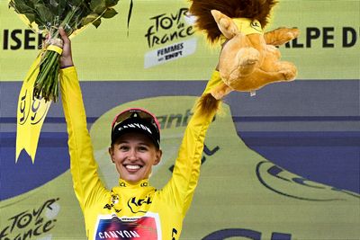 Tour de France Femmes: Demi Vollering conquers Alpe d’Huez as Kasia Niewiadoma wins GC title