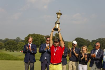 What all does Josele Ballester get for winning the 2024 U.S. Amateur?