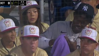 Jazz Chisholm Had the Time of His Life Watching MLB Game With Little League Players