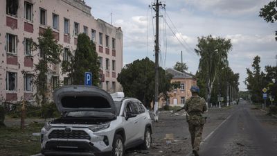 Ukraine controls 92 settlements in Russia’s Kursk region, Zelensky says