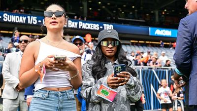 Simone Biles Summed Up First Bears Game With Two Words, and Two Special Photos