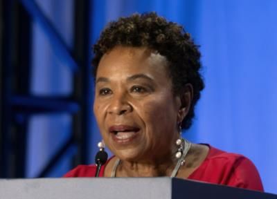 Rep. Barbara Lee Praises VP Harris For Fresh Perspective