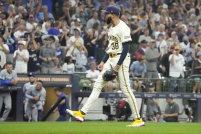 Milwaukee Brewers Overcome Adversity To Lead NL Central