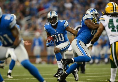 Former Lions RB Kevin Smith shows off basketball skills at Ole Miss team meeting