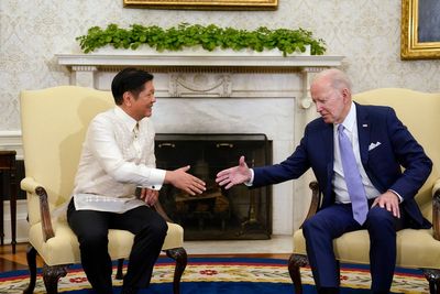 Philippines agrees to host a US visa processing center for Afghans resettling in America