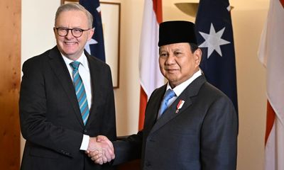 Australia and Indonesia to deepen military ties after striking ‘historic’ security pact