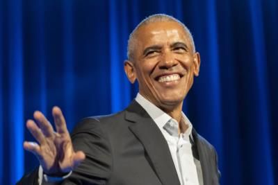 Barack Obama Returns To DNC As Elder Statesman