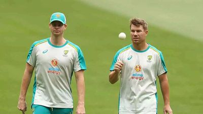 David Warner, Steve Smith sign Big Bash League contracts