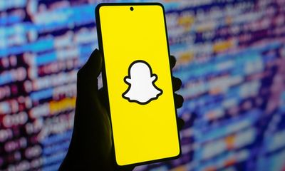 Snapchat rejects Australian push to raise age for allowing teenagers on social media to 16