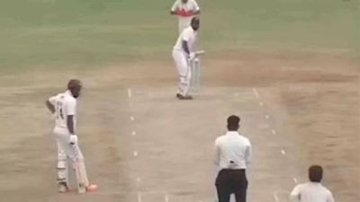 Watch: Funny cricket videos viral on the internet