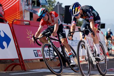 As it happened - Vuelta a España's first GC summit finish showdown on stage 4