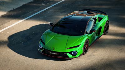 Lamborghini reveals its Huracán supercar replacement – and woah, it's a hybrid