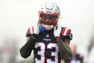 Saints sign former Patriots second-round pick Joejuan Williams after group tryout