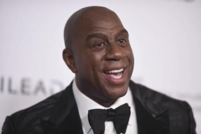 Magic Johnson Praises Obamas' Historic DNC Speeches