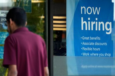 New US job market numbers weaker than expected as Fed eyes interest rate cut