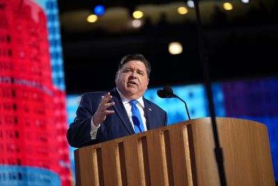 Pritzker: Trump only rich in "stupidity"