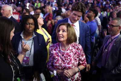 Gaza protesters disrupt Pelosi interview