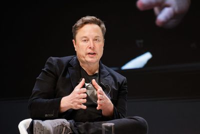 Elon Musk lent them money to buy a home. Now he's foreclosing