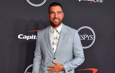 Chiefs TE Travis Kelce to star in new Lionsgate movie ‘Loose Cannons’