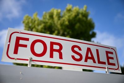 US Existing Home Sales Rise In July, Ending Downward Trend