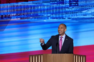 ‘An old boyfriend who won’t go away:’ Hakeem Jeffries gets DNC crowd laughing with Trump dig