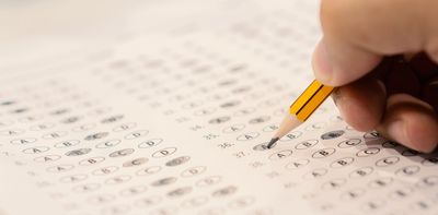 Does it matter if students do tests on computers or on paper?