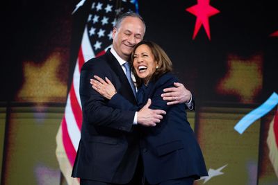 Harris makes ‘freedom’ the rallying cry as DNC wraps - Roll Call