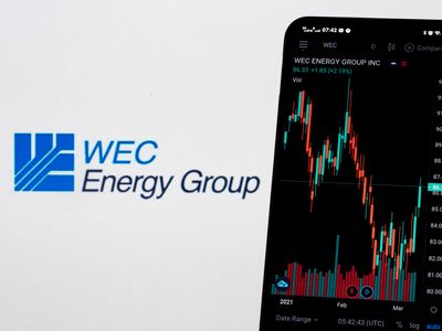 Are Wall Street Analysts Bullish on WEC Energy Stock?