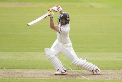 Rory Burns hits career-best score as Surrey take charge against Lancashire