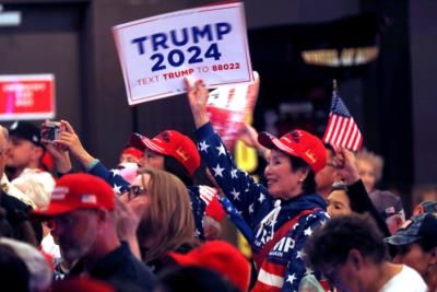 Over 100 Treated For Heat-Related Illnesses At Trump Rally