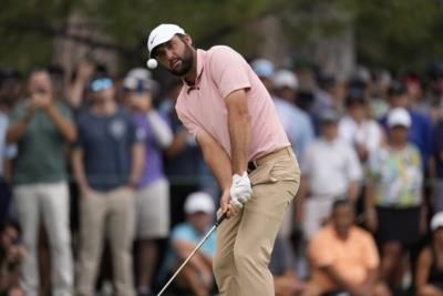 Adam Scott Leads BMW Championship With Stellar 63